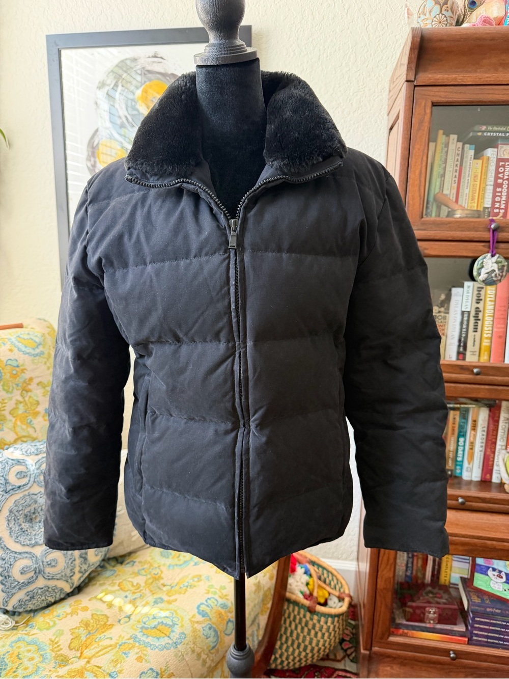 Marc New York Andrew Marc Black Down Puffer Jacket Faux Fur Collar S